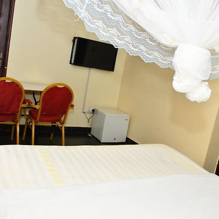 Florida Hotel Zaana Kampala Exteriér fotografie
