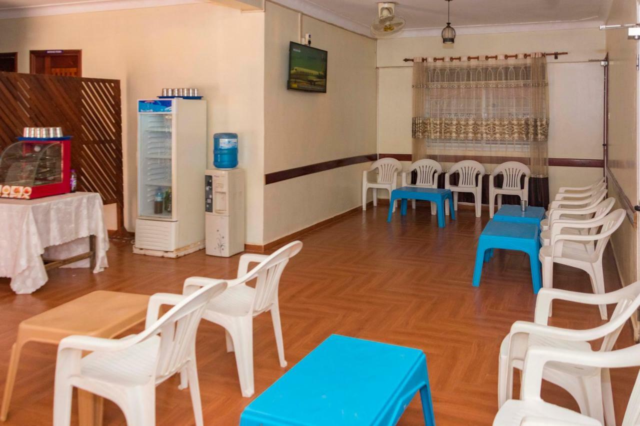 Florida Hotel Zaana Kampala Exteriér fotografie