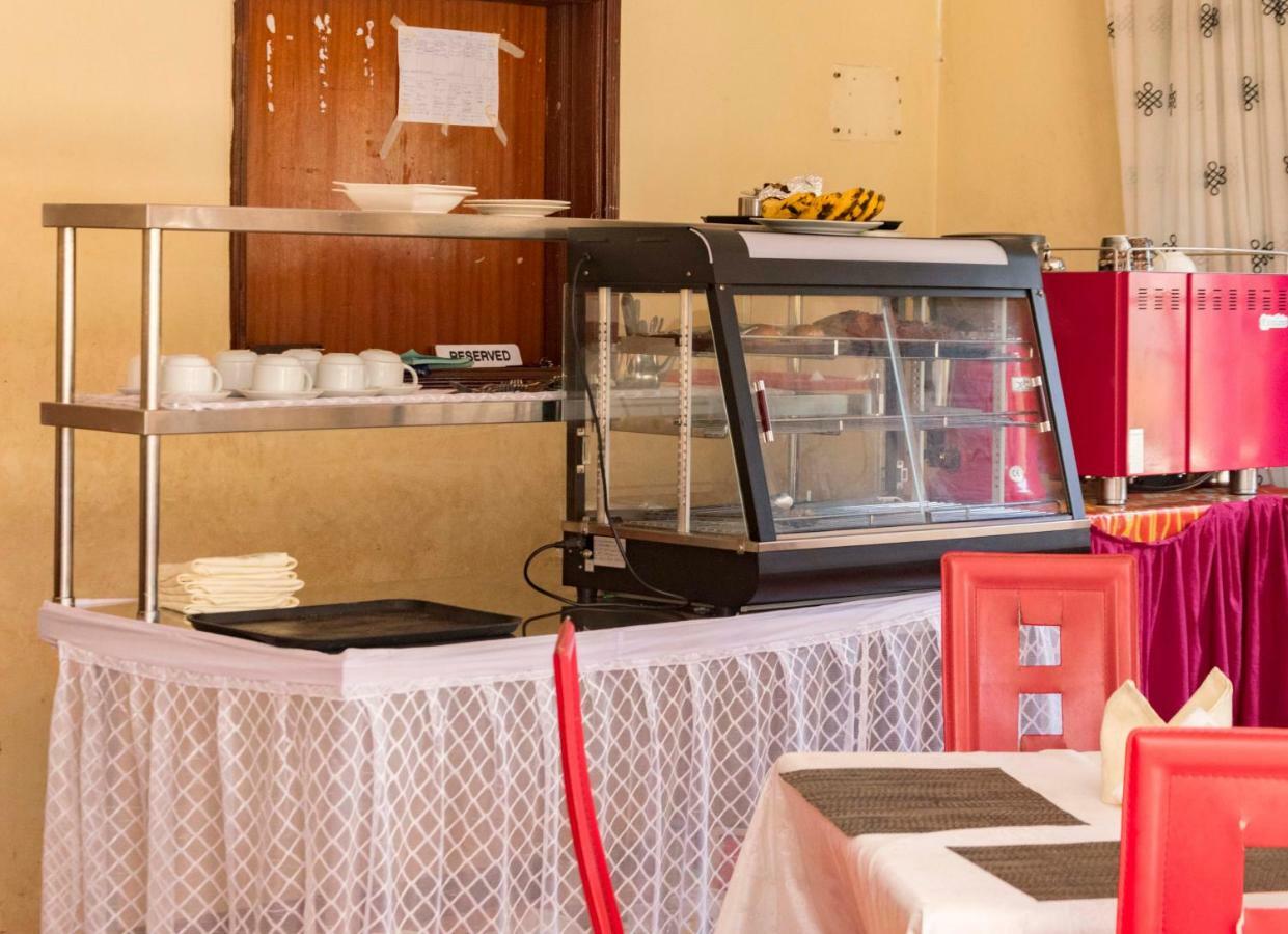 Florida Hotel Zaana Kampala Exteriér fotografie